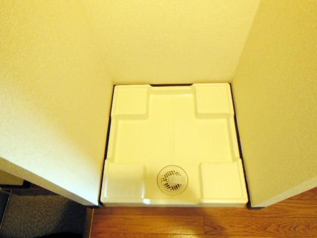 その他設備　♪あると何だか安心な洗濯機バン♪