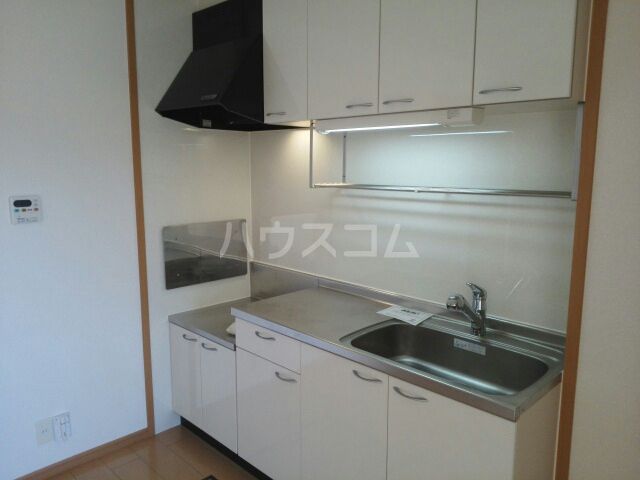 プラシードBのキッチン写真