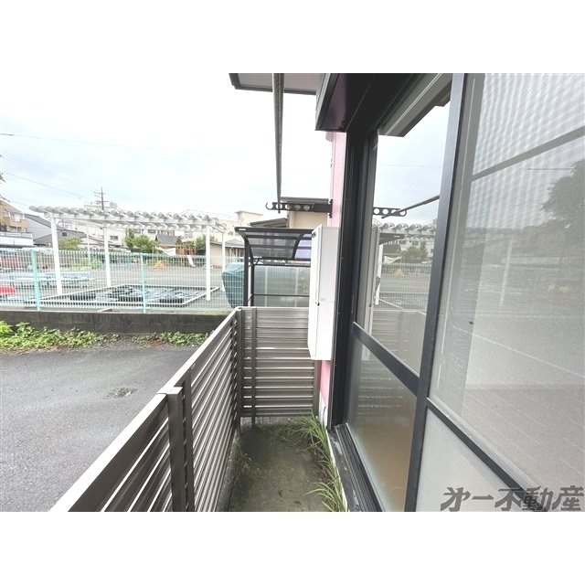 バルコニー　テラス