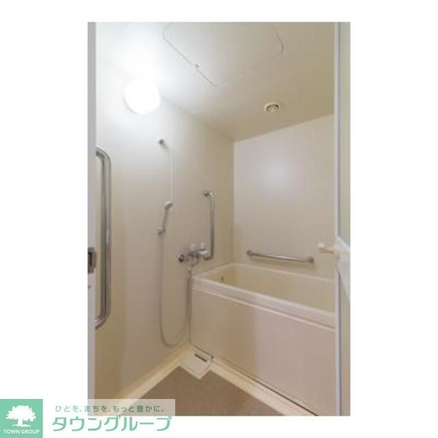 バス・シャワールーム　※写真は同タイプ住戸です。