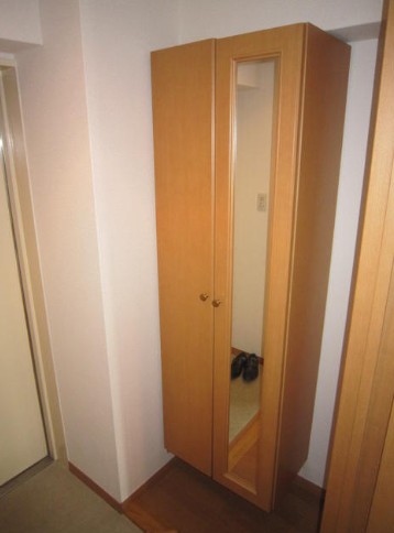 玄関　同タイプ別部屋のお写真です