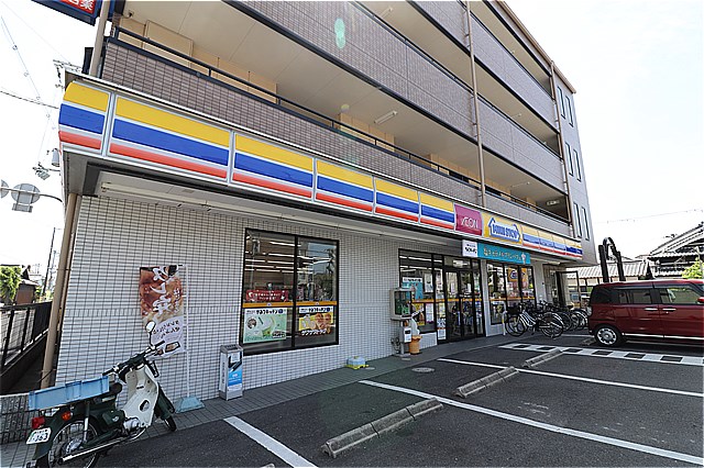 KハピネスハウスA棟の周辺写真