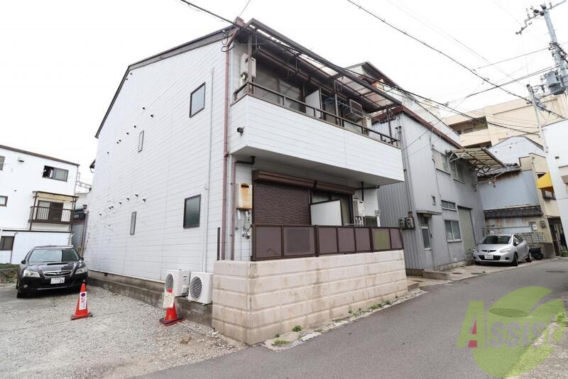 神戸市垂水区塩屋町のアパートの建物外観