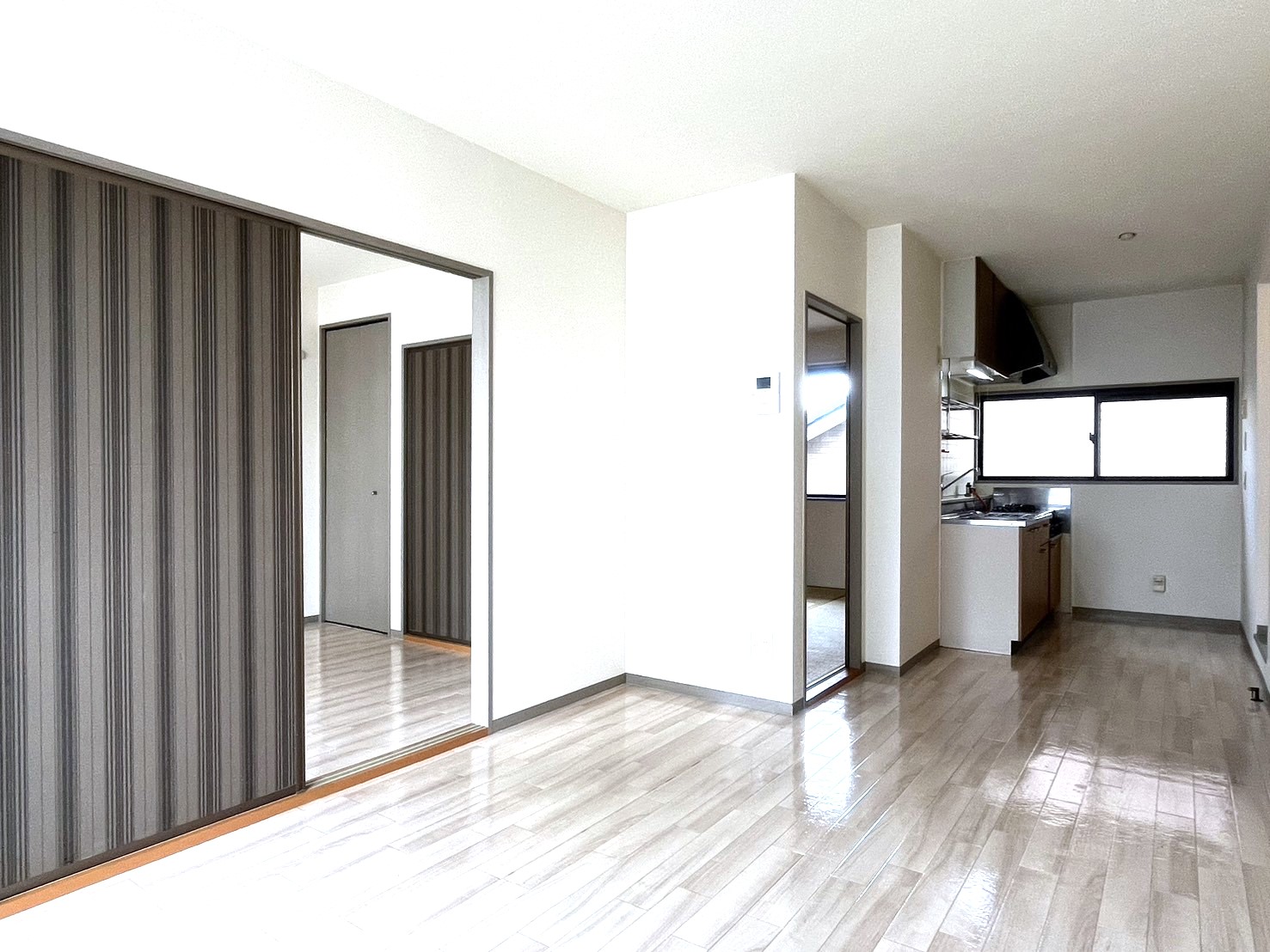 居室・リビング　LDK10帖