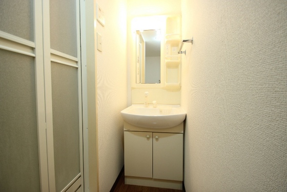 洗面設備　※別部屋の写真です
