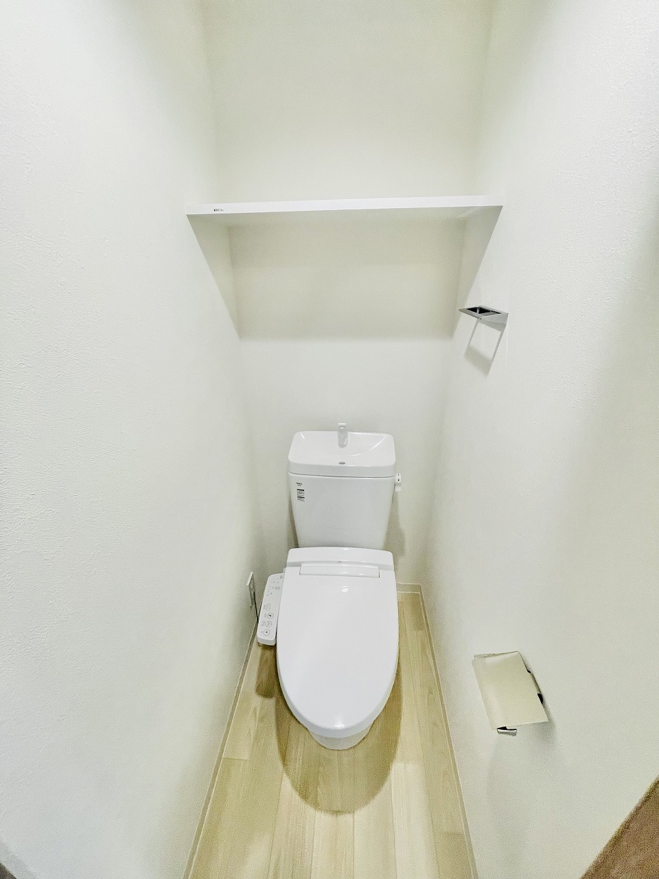 ＪＲ山陽本線 新長田駅 徒歩9分 10階建 築3年のトイレ写真