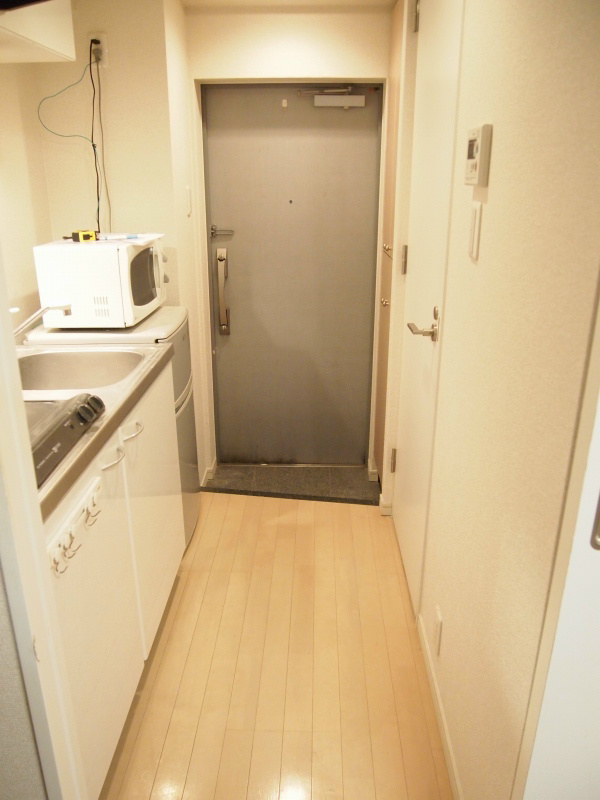 玄関　★お引越に掛かる費用・手間が削減できます★