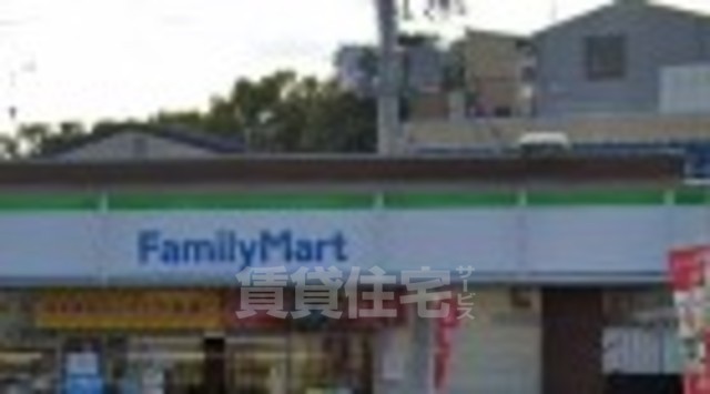 コンビニ　ファミリーマート　太秦森ケ東町（コンビニ）まで282m
