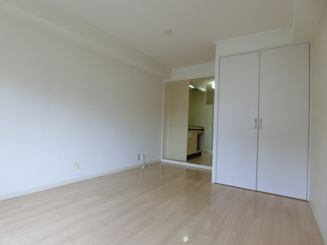 その他部屋・スペース　ゆとりの8帖の室内