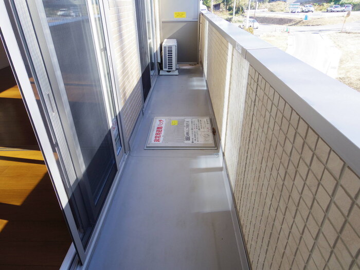 バルコニー　バルコニー