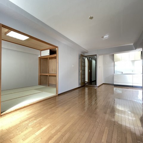 居室・リビング　同仕様タイプです