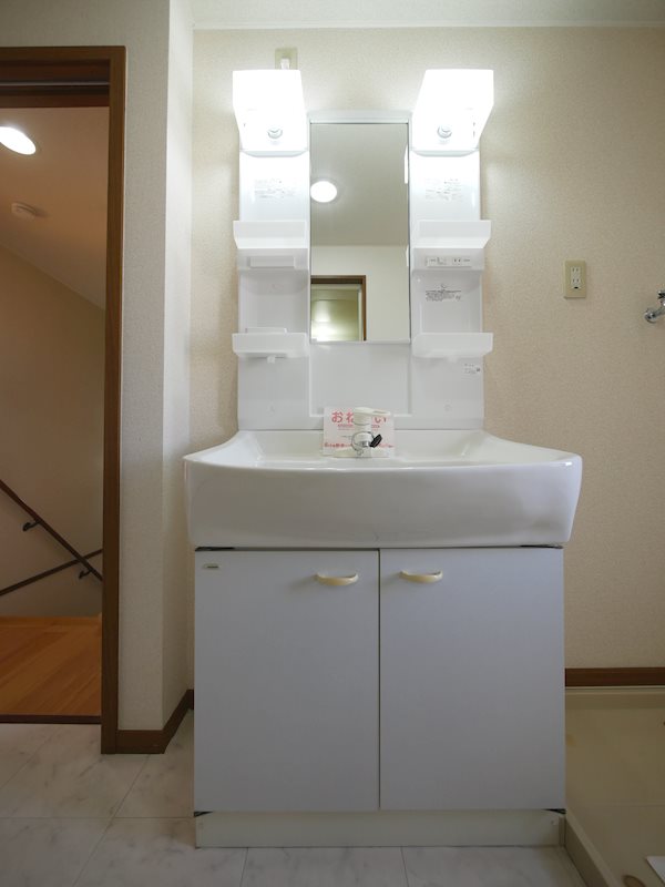 洗面設備　洗面化粧台