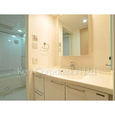 洗面設備　同タイプ7階のお部屋を撮影。仕様が異なることがあります。