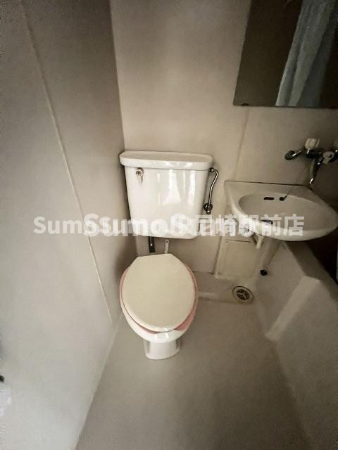 トイレ　トイレもきれいです