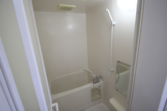 バス・シャワールーム　※他号室の写真です