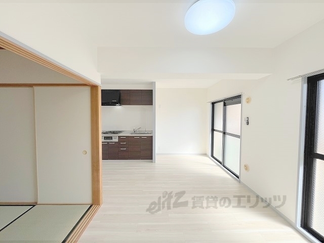 居室・リビング　リビング