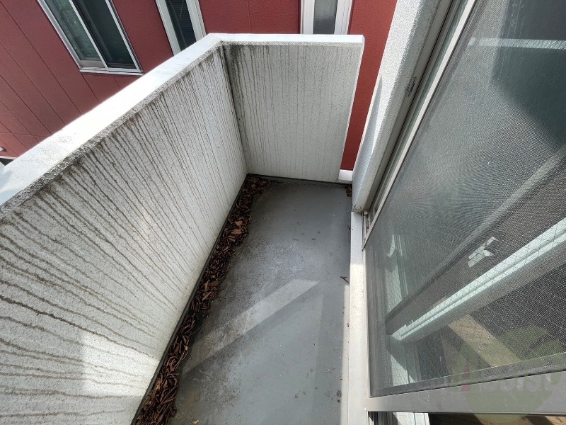 バルコニー　バルコニーです。天気の良い日には外干しができます！