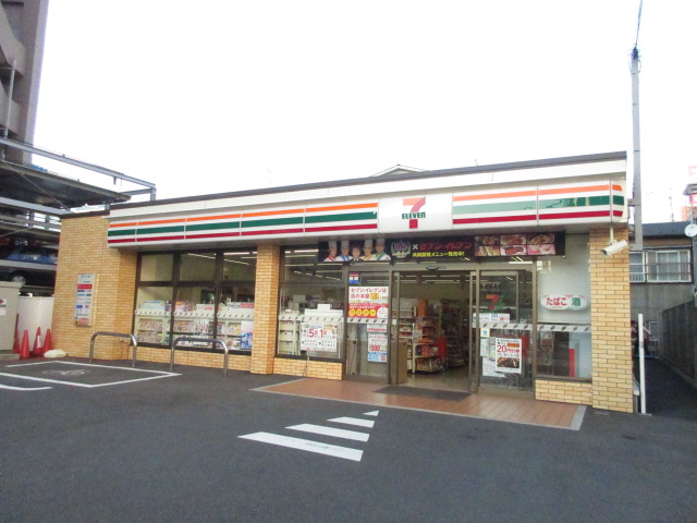 コンビニ　セブンイレブン大田区千鳥町駅前店（コンビニ）まで56m