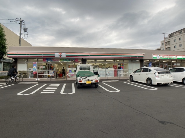 コンビニ　セブンイレブン八王子狭間町店（コンビニ）まで1068m