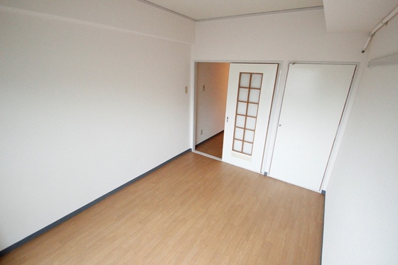 居室・リビング　※別部屋の写真です