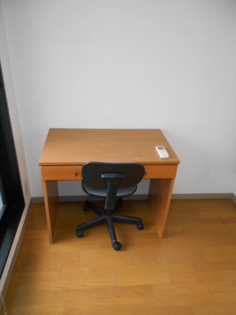その他設備　机・椅子