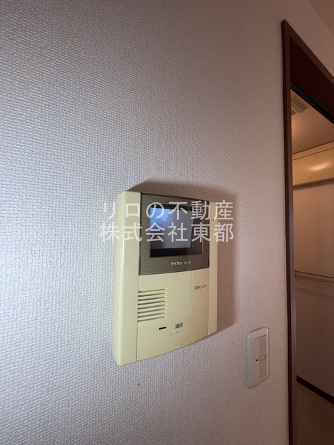 セキュリティ　ＴＶモニター付インターホンがあるので訪問者が一目でわかります