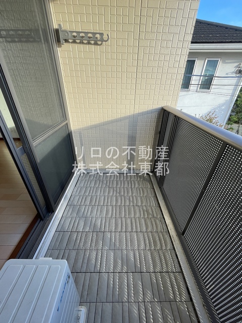 バルコニー　バルコニー付！お天気のいい日は洗濯物も気持ちよく干せますね！