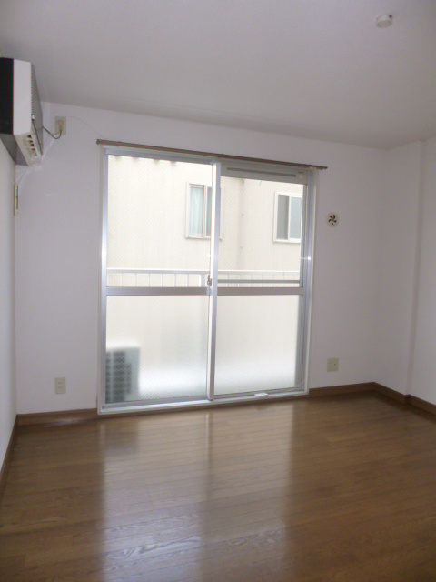 居室・リビング　203号の写真です