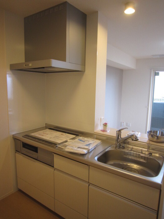 キッチン　コンパクトなキッチンで掃除もラクラク