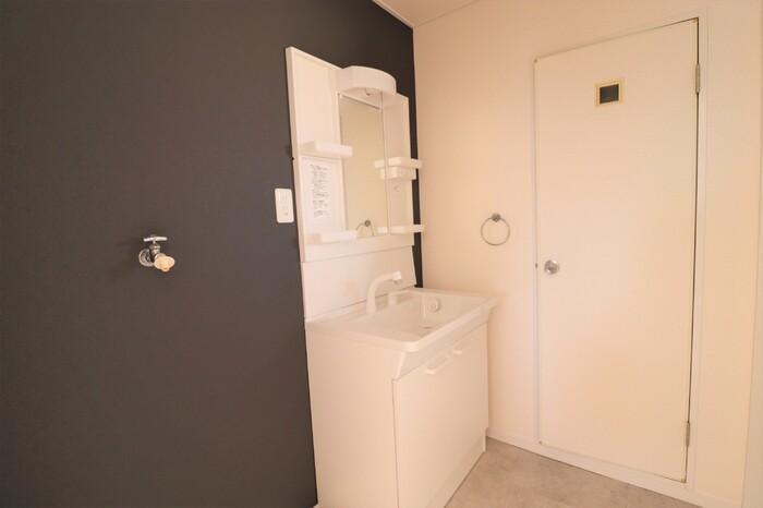 洗面設備　洗髪洗面化粧台