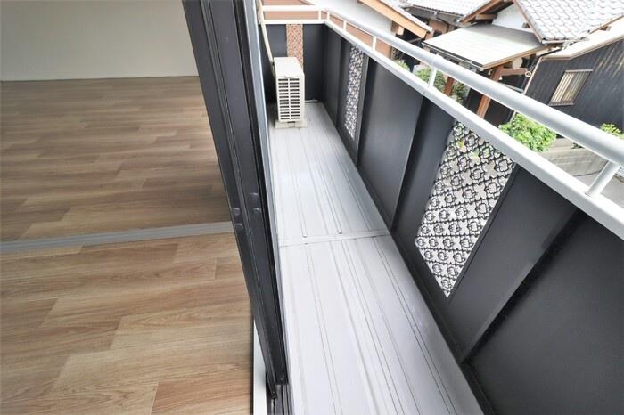 バルコニー　バルコニー