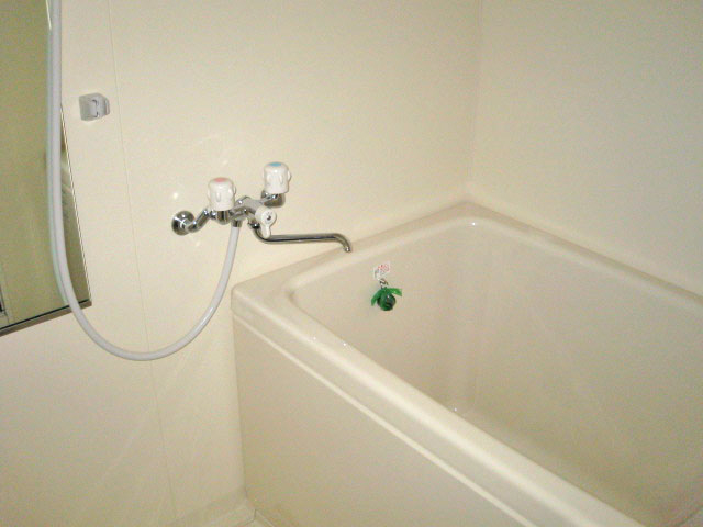 バス・シャワールーム　浴室