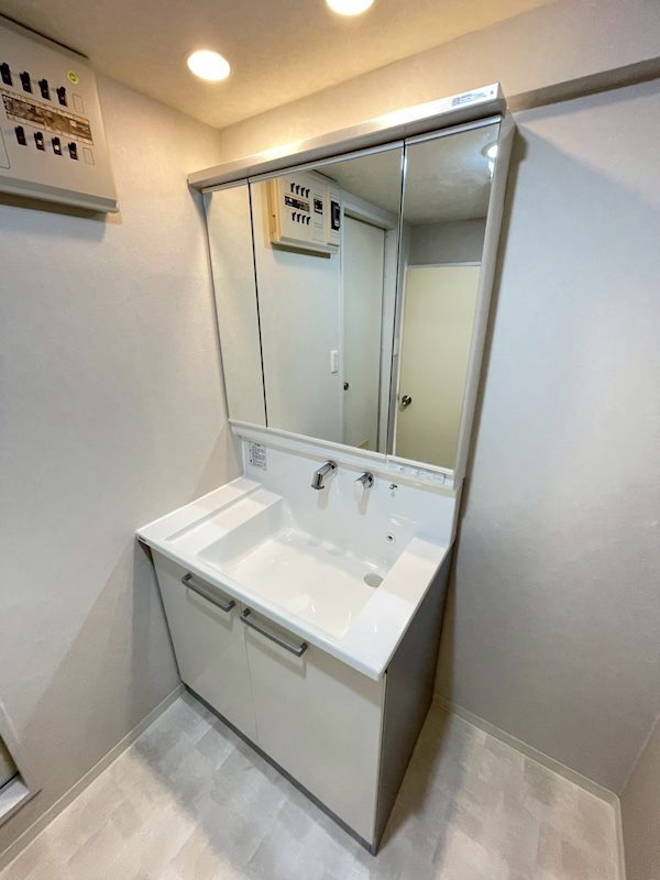 洗面設備　※同仕様写真使用