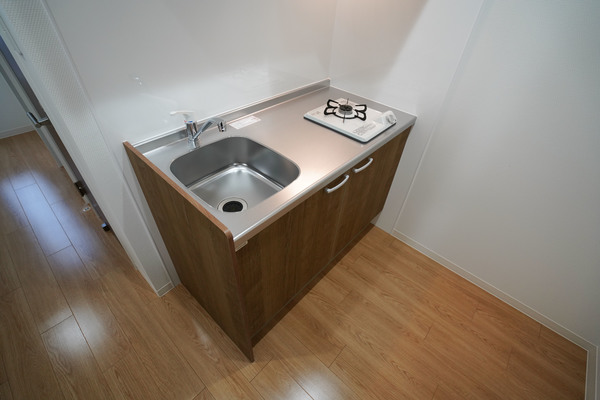 キッチン　同じ施工会社のお部屋