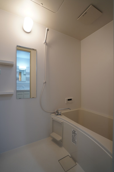 バス・シャワールーム　同じ施工会社のお部屋