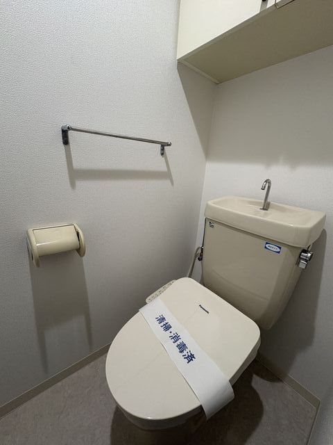 トイレ　※温水洗浄暖房便座新規交換