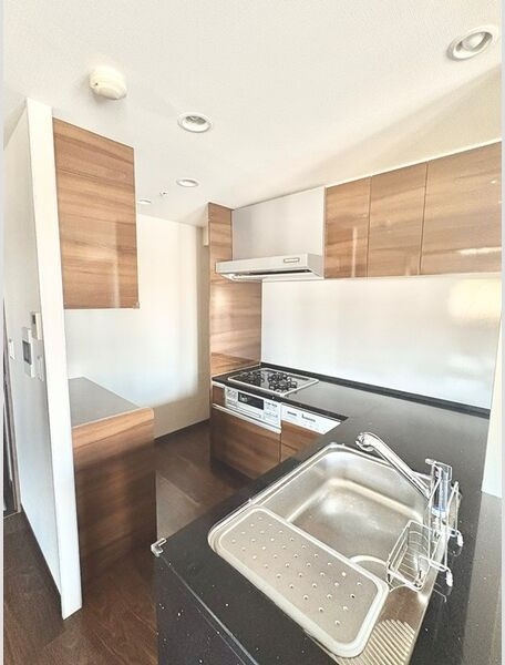 キッチン　くじらのゼロ賃貸は＼仲介手数料0円×初期費用最安×全国対応／