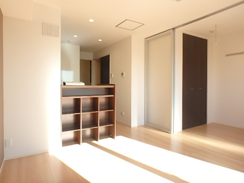 居室・リビング　図面と現状に相違がある場合には現状を優先