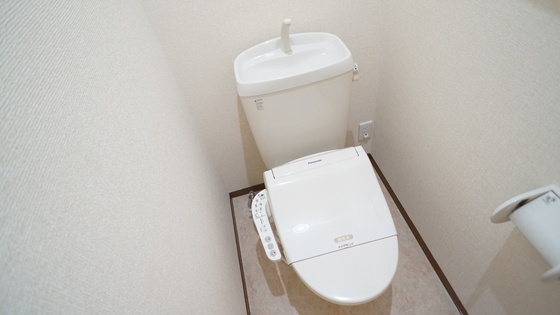 トイレ　シャワー付きトイレ
