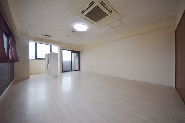 居室・リビング　★開放感のある洋室です★