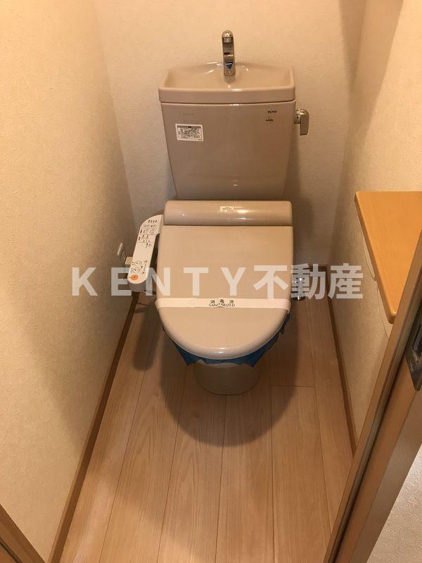 トイレ　清潔感のあるトイレです