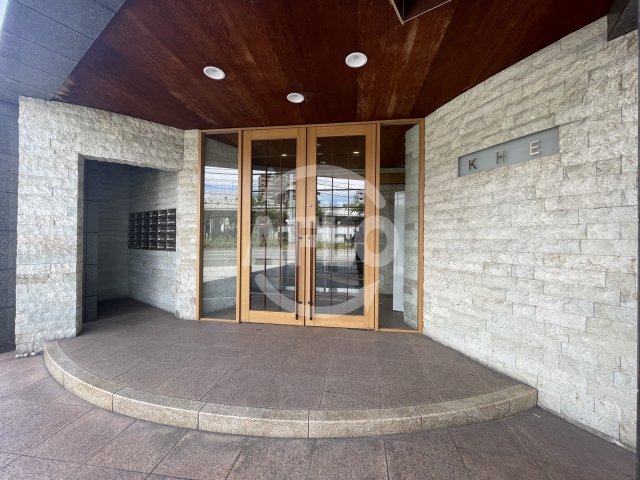 エントランス　Ｋ・Ｈ・Ｅ　エントランス