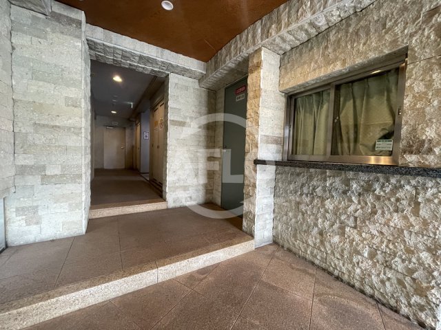 ロビー　Ｋ・Ｈ・Ｅ　ロビー