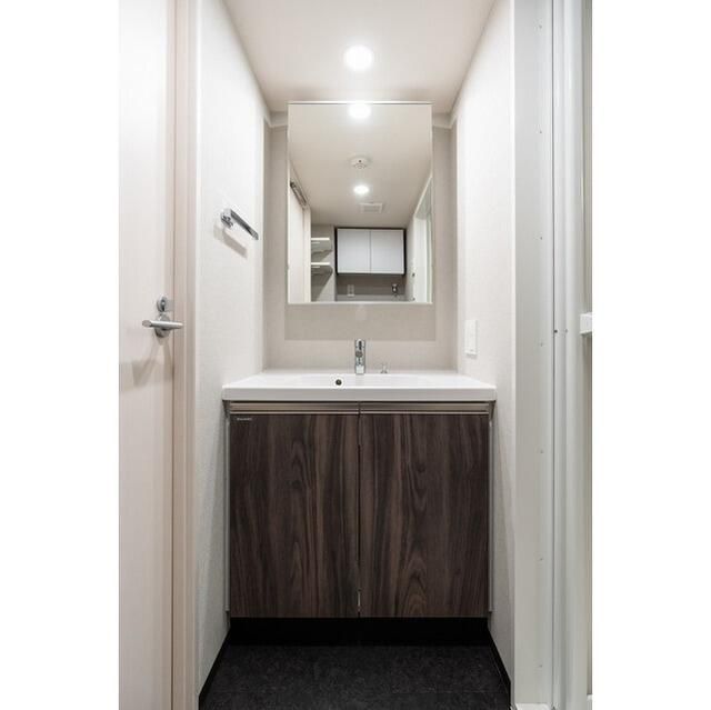 洗面設備　脱衣スペースもあります