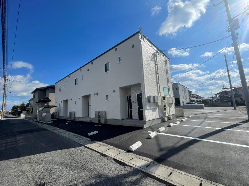 建物外観　Nスタイルホームにお任せ下さい♪