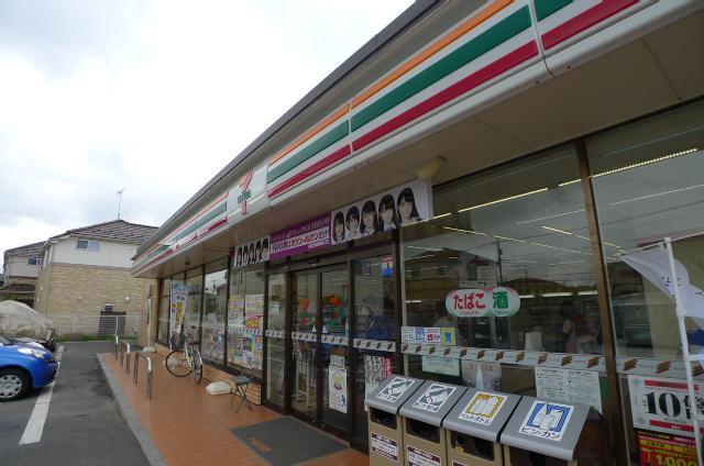 コンビニ　セブンイレブン（コンビニ）まで400m