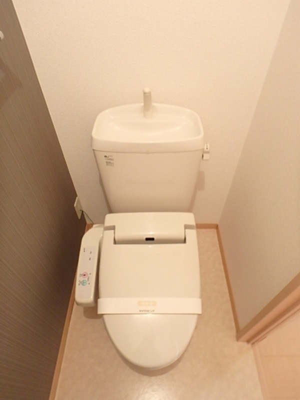 トイレ　図面と現状に相違がある場合には現状を優先