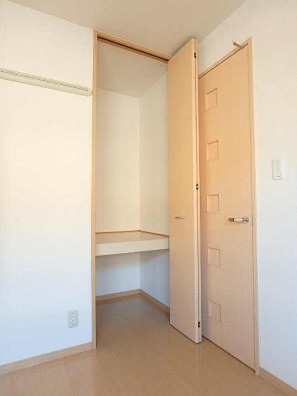 収納　図面と現状に相違がある場合には現状を優先