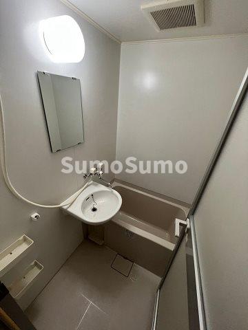 バス・シャワールーム　お風呂で日々の疲れを落としましょう