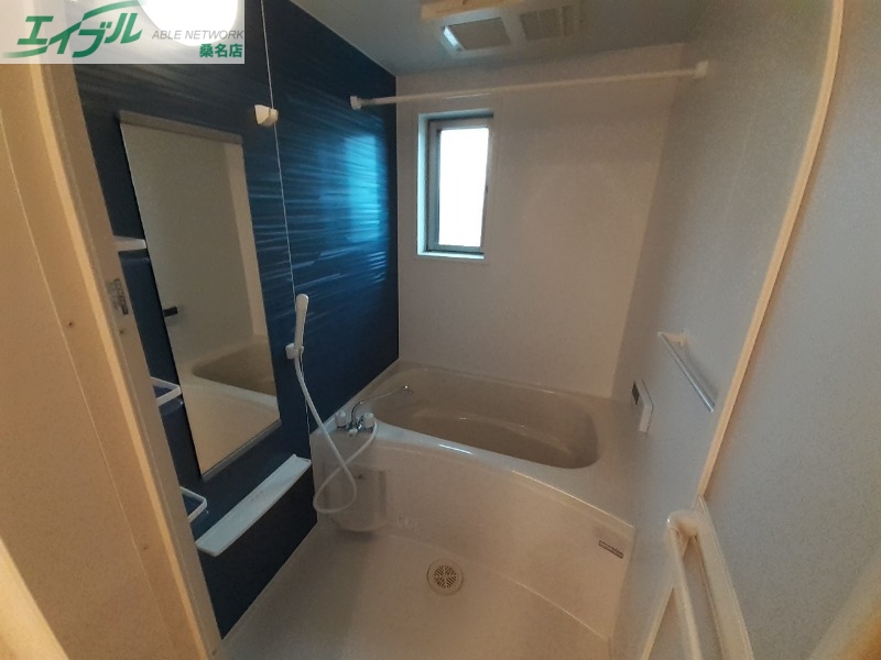 バス・シャワールーム　同型タイプ写真